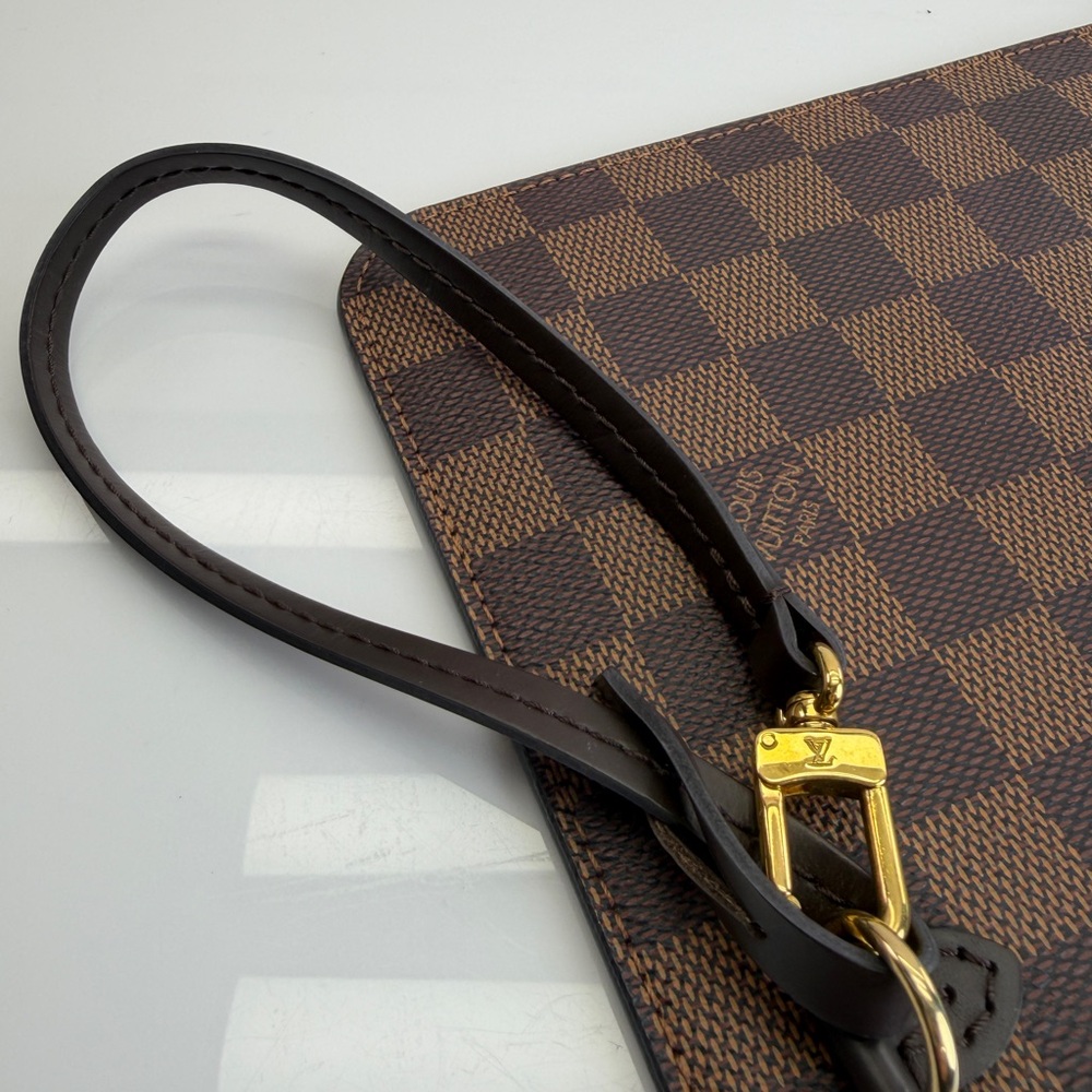 Authentic Louis Vuitton Damier Ebene Neverfull Pochette Wristlet Bag - Picture 7 of 13